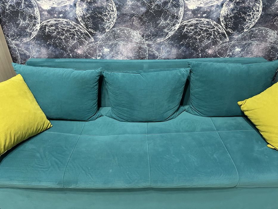 Продам диван срочно