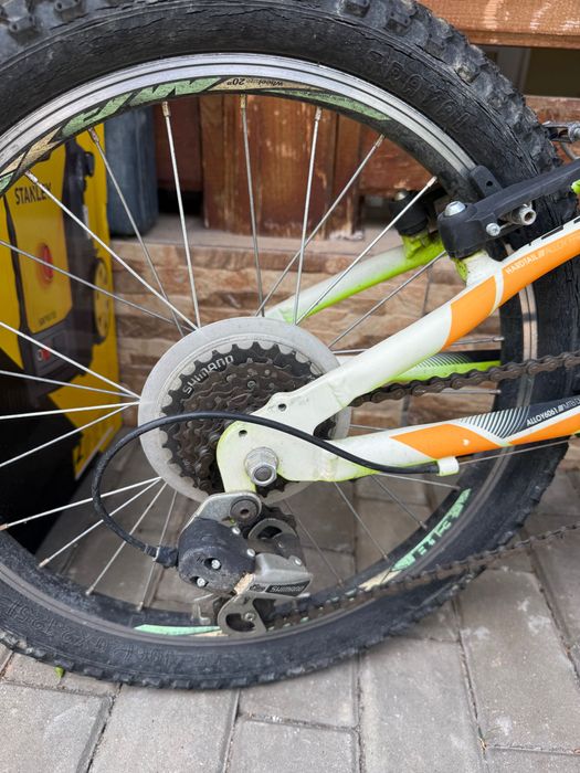 Vând 2 biciclete pentru copii