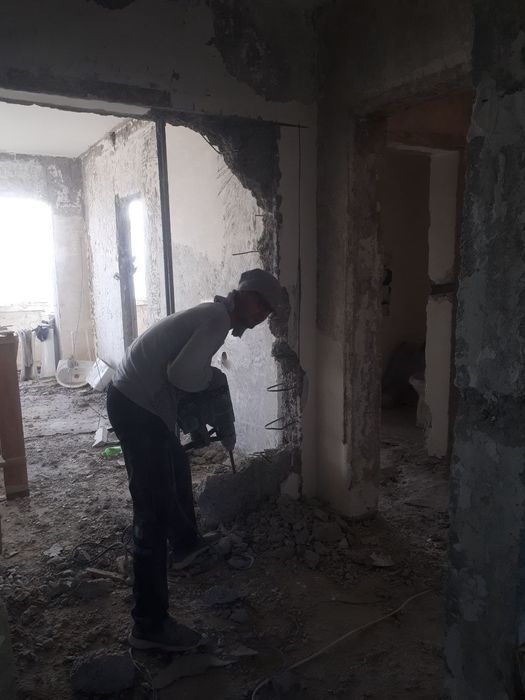 Демонтаж + строительные работы