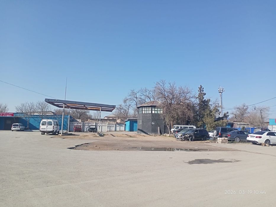 Сдам участок под автосалон .