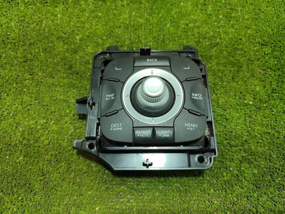 PANOU BUTOANE DE CONTROL RENAULT MEGANE III B95 1.6 DIESEL 2014 COD OEM 253B00345R / HATCHBACK / 2008-2016