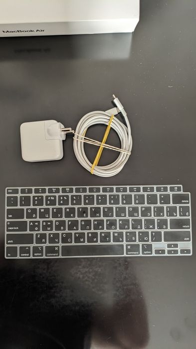 MacBook Air M1 2020 8/256