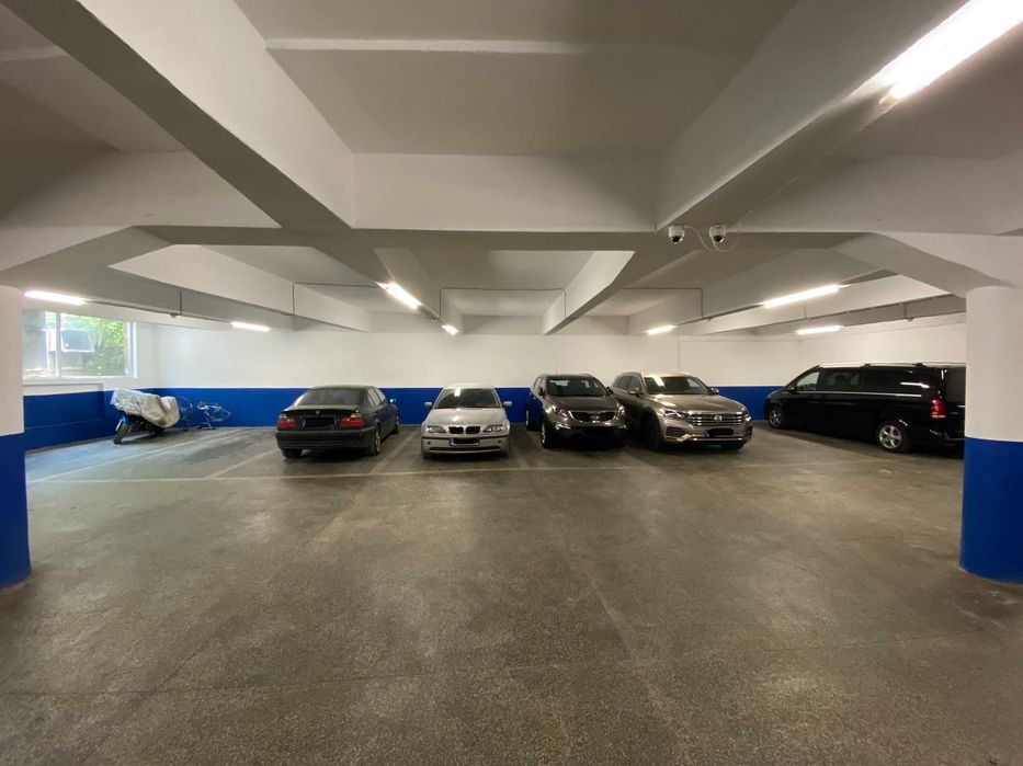 Дава се под наем Гараж / Паркомясто в София, Витоша - 3 кв.м за 74.46 € - Снимка #3