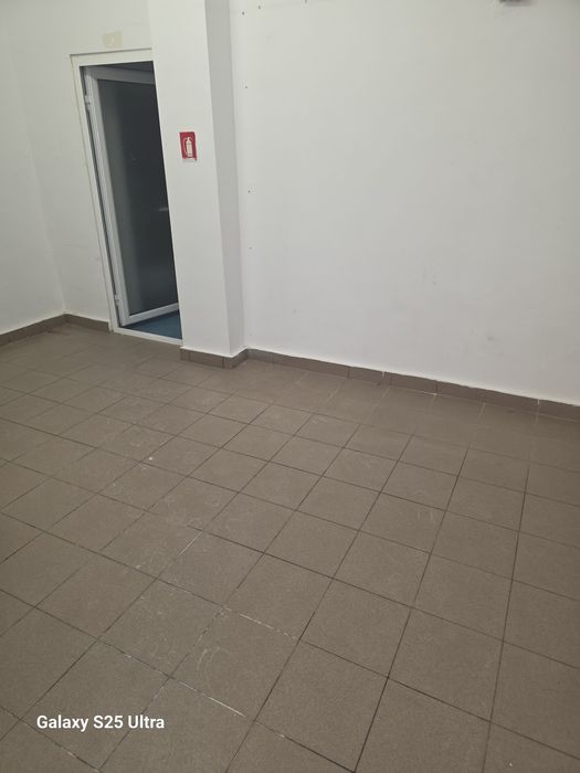 Vând /închiriez spațiu comercial