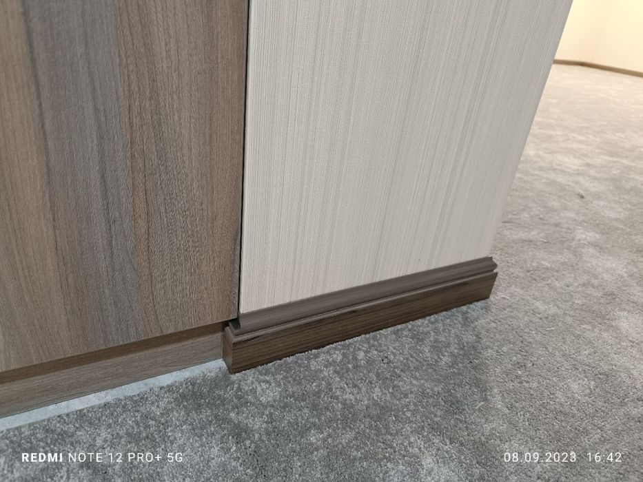 Плинтус устанофка. Plintus oʻrnatamiz