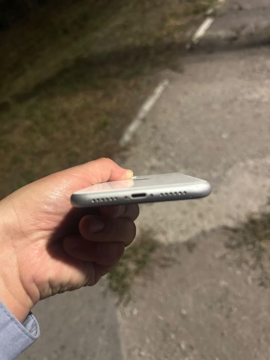 Айфон 11 64гб обмен на андройд
