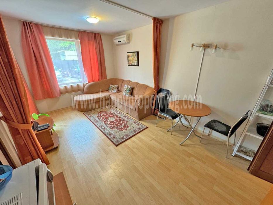 Продава се Двустаен апартамент в к.к. Слънчев бряг - 61 кв.м за 943 €/кв.м - Снимка #1