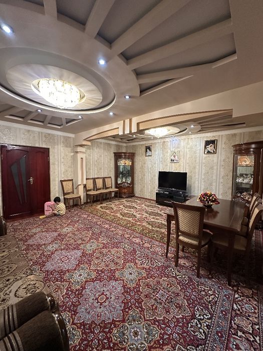 Продам шикарную квартиру на Дружбе Народов Караташ, центр