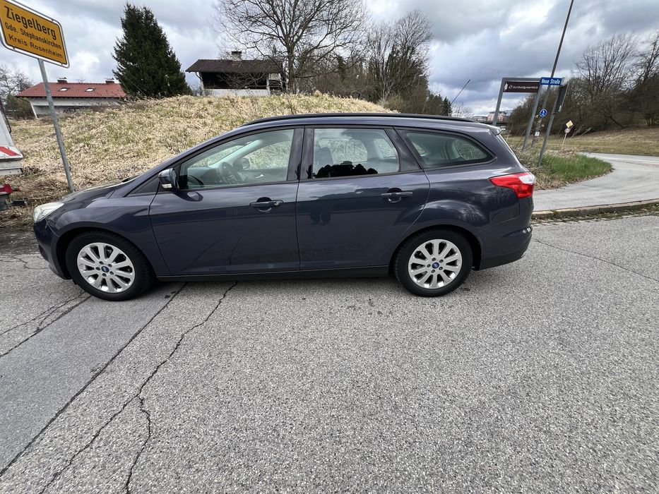 FORD Focus 2012 — imagine 2