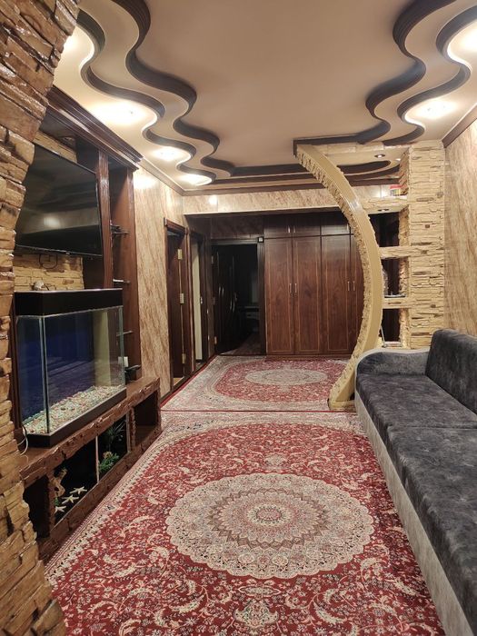 Метро Беруний 5/1/9 Хувайдо Тойхона