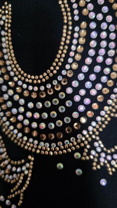 Платье. Со стразами