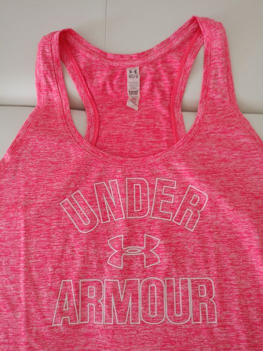 Vând maieu dama sport fashion,produs de calitate,nou,mărimea M.