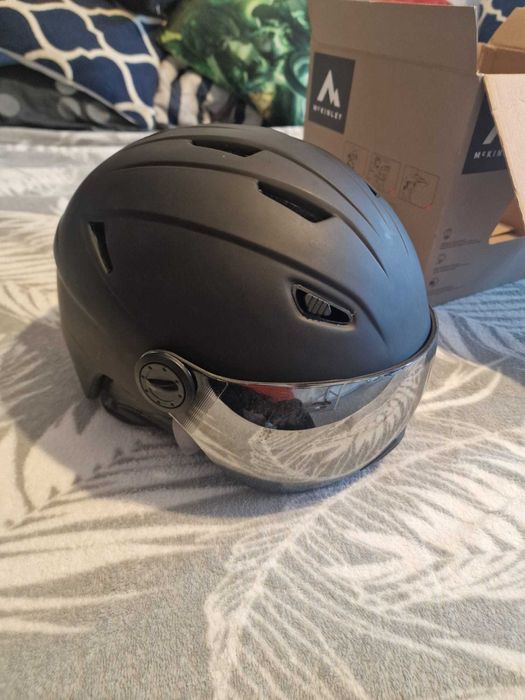 Casca schi unisex MC KINLEY Pulse S3 Visor HS-016