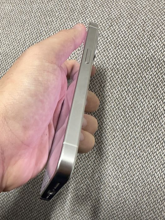 iPhone 15 Pro White titanium