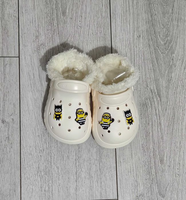 Papuci crocs, marime 24