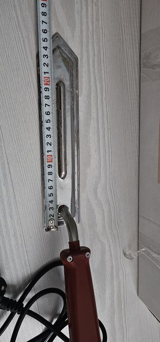 Нож пчеларски за разпечатване на мед