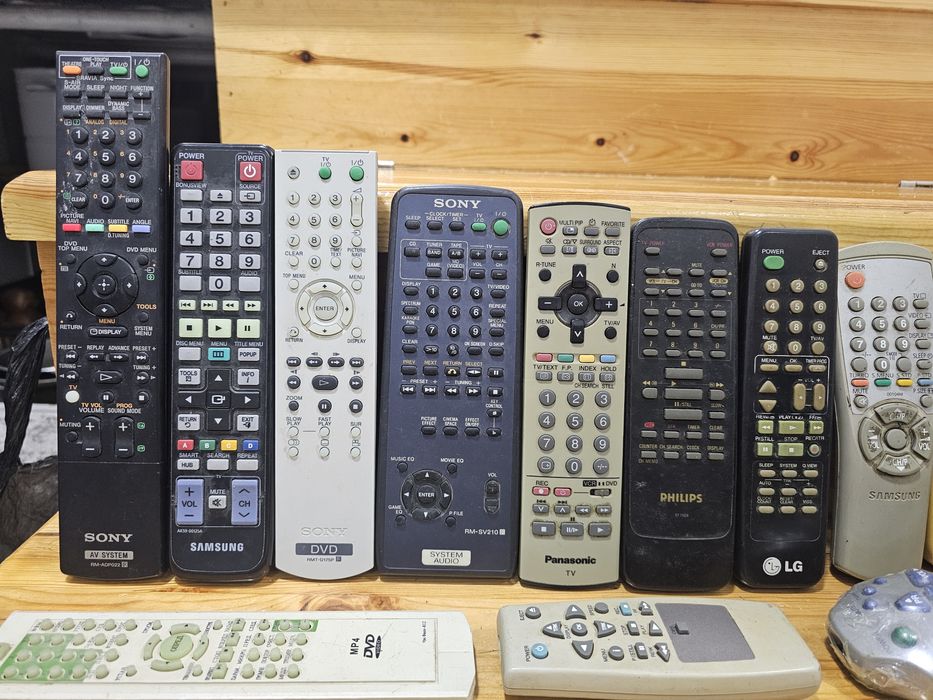 Продам пульты разные оригинальные, пульт, каждый цена отдельно