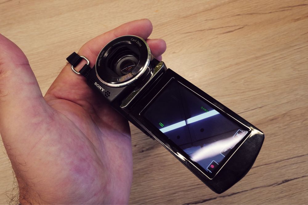 Camera video Sony Handycam HDR-CX115 lentile Zeiss SD card Touchscreen