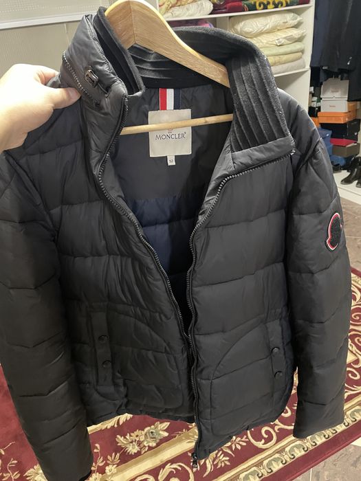 Продам куртку Monclear
