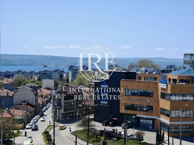 Продава се Двустаен апартамент в Варна, Младост 2 - 64 кв.м за 1035 €/кв.м - Снимка #5