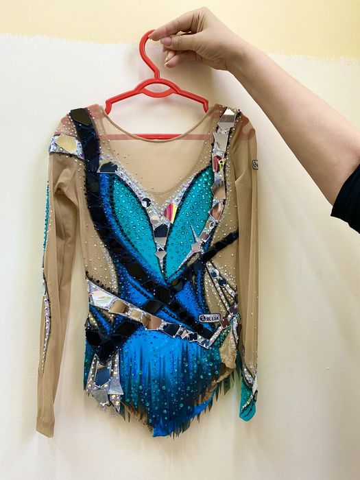 Гимнастический купальник для выступлений «Artblesk»