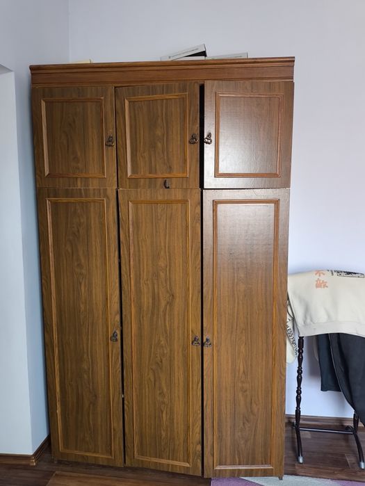 Продается шкафчик.