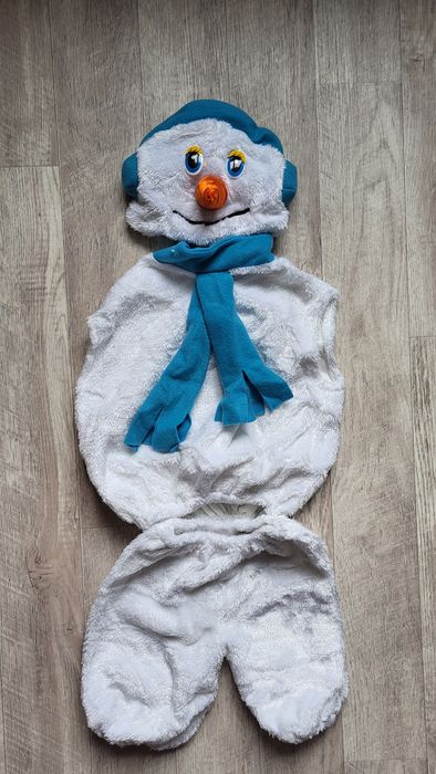 Продам костюм снеговичка
