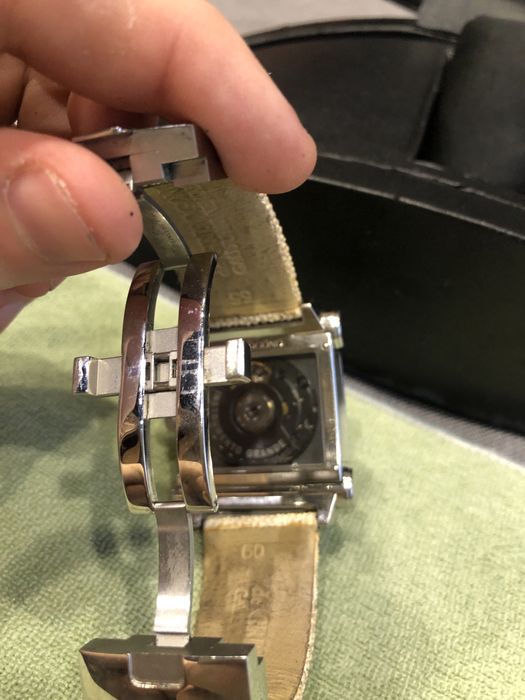 Швецарские часы de Grisogono Geneve