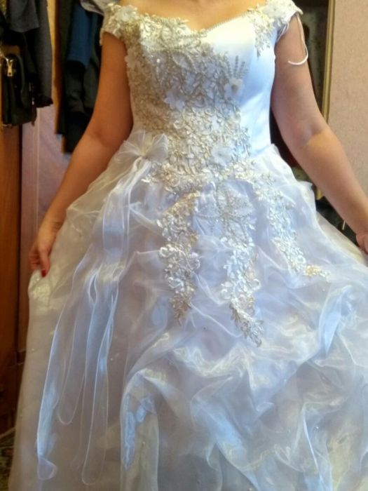 Продаю свадебное платье