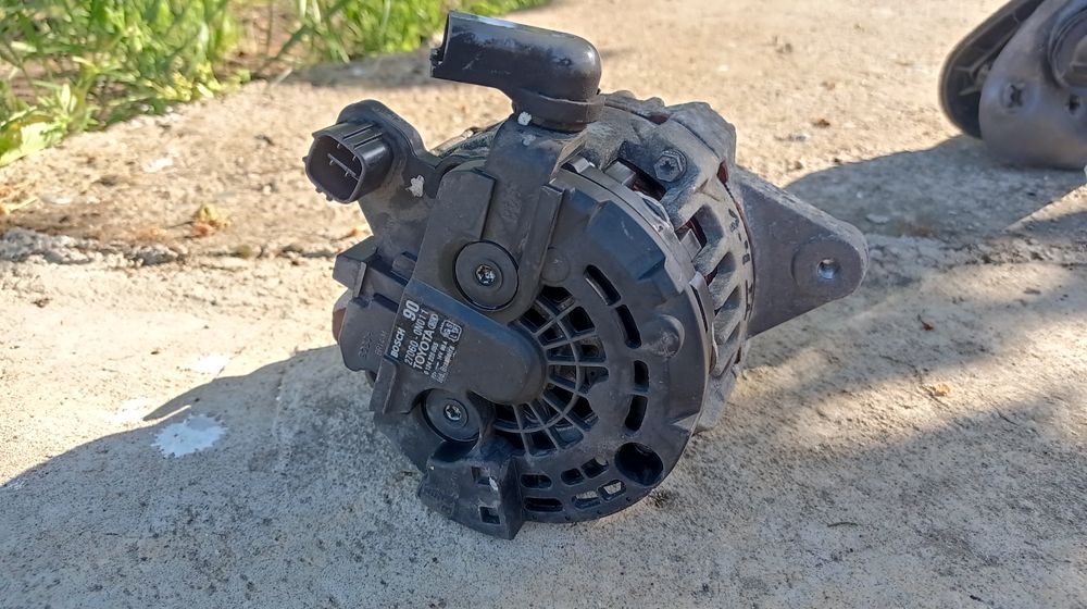 Генератор за Toyota Yaris 1.4d4d 2008