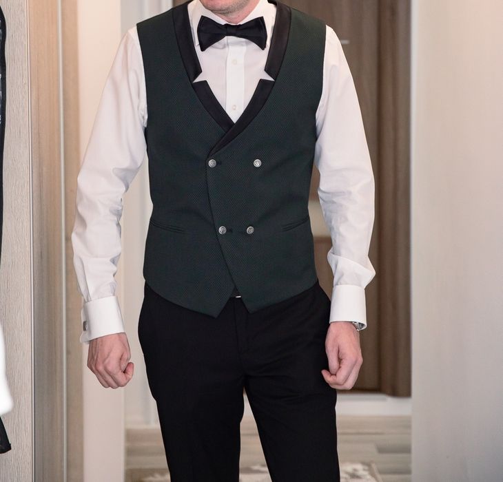 Vand costum ginere verde