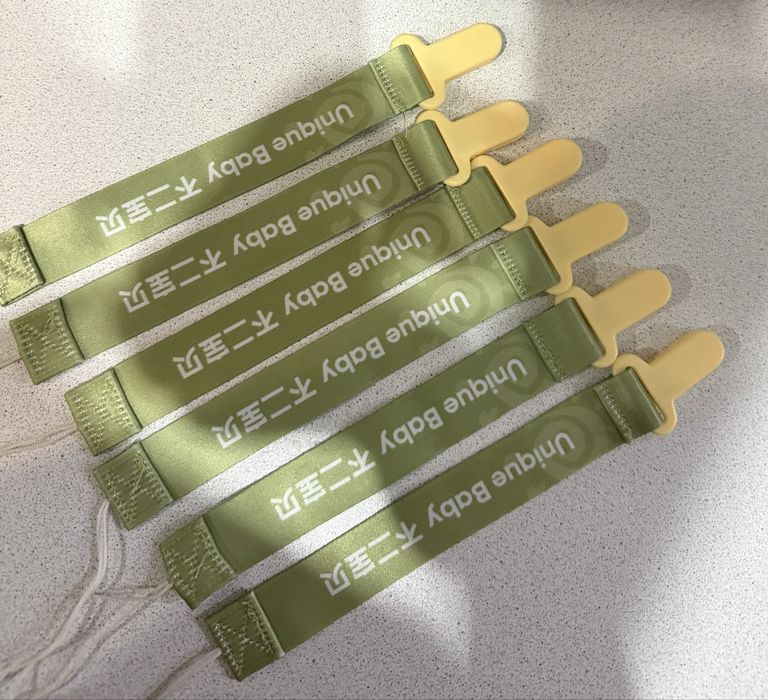 Корейские держатели для пустышек ЗА ВСЕ 1000т