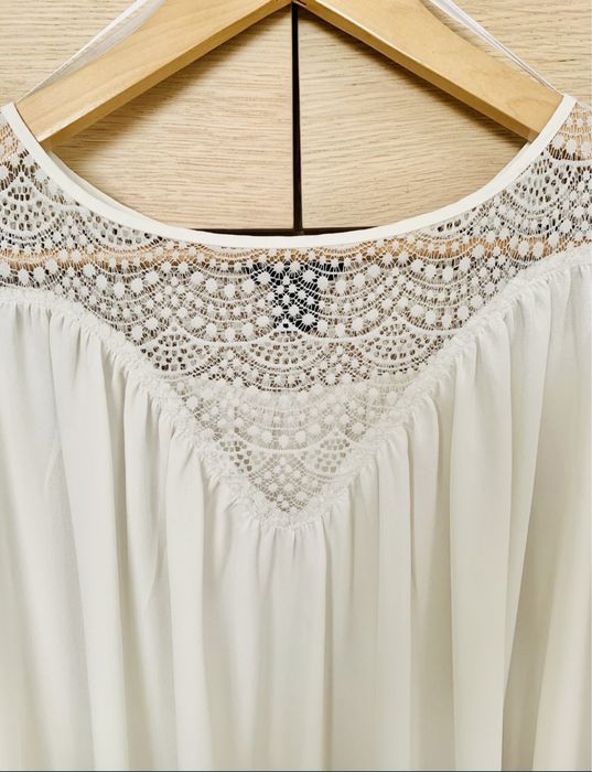 Bluza delicata, romantica, ideal birou, cocktail