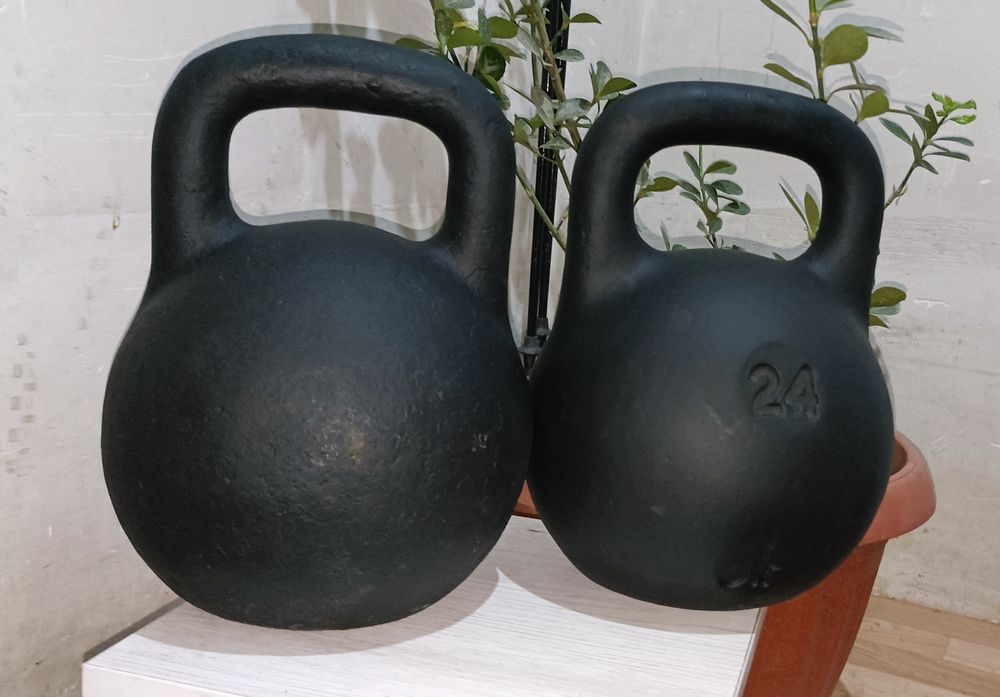 Гиря . 16. 18 ..24 . 32 кг.