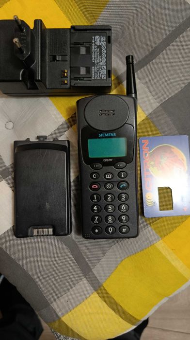 Колекционерски GSM SIEMENS S3+