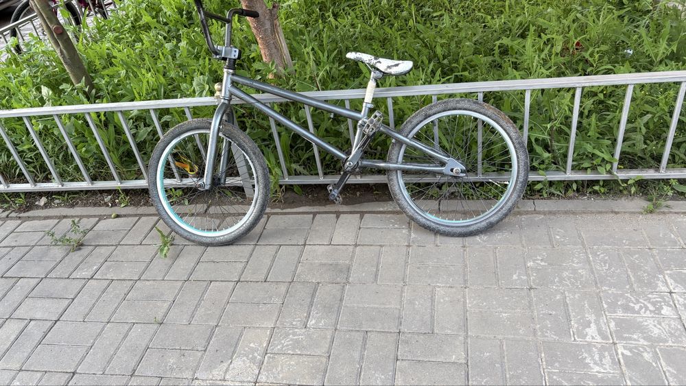 Трюковой велик bmx