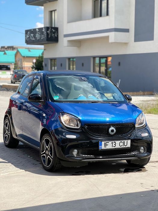 Smart Forfour Smart Forfour, an 01.12.2015  Albastru