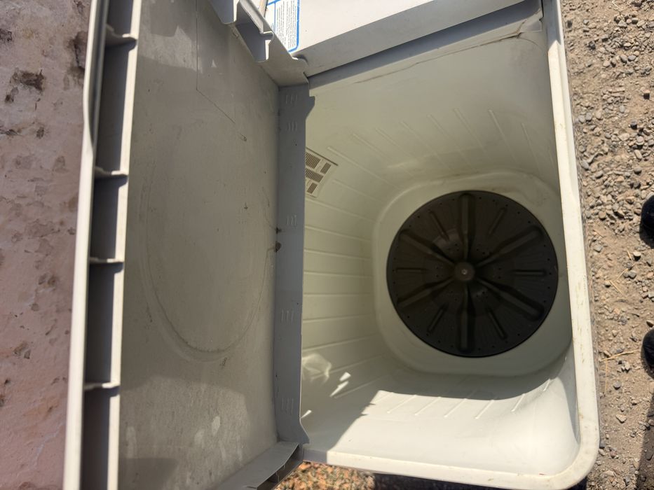 Сломанный стиральный машина