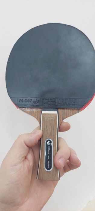 Paleta tenis de masa Xiom  An Jaehyun Tmxi și paleta tibhar K 3 hibrid