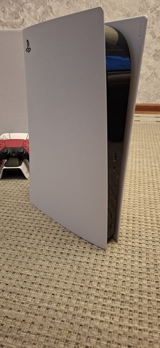 PlayStation 5 (в хорошем состоянии)