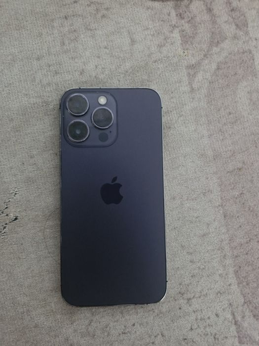 Продам айфон 14 про макс