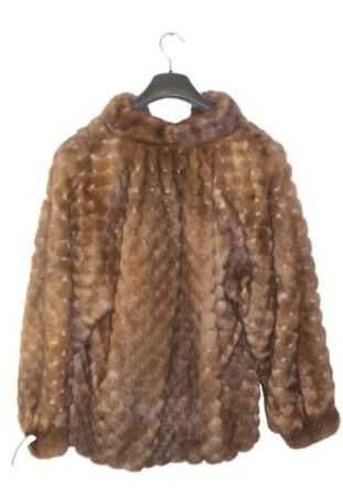 TENDINTE SI STIL!Aparte jacheta din blana de vizon caramel cupratt.