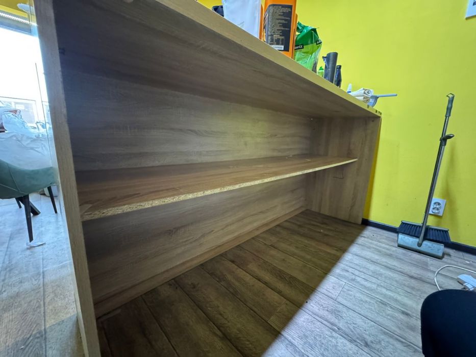 Продам стол, холодильник, лайтбокс, тумбучку