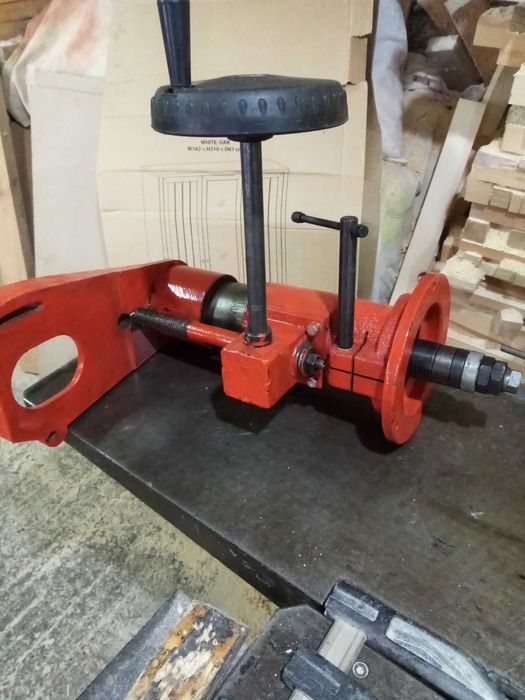 Резервни части за дърводелски машини