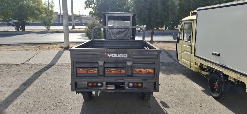 Muravek bor.         .