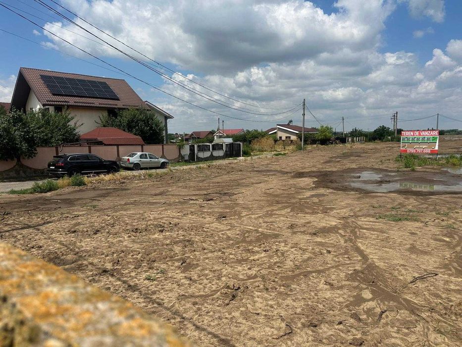 De Vanzare - Teren Intravilan - 2.500mp, Zona Metro - Strada Sulfinei