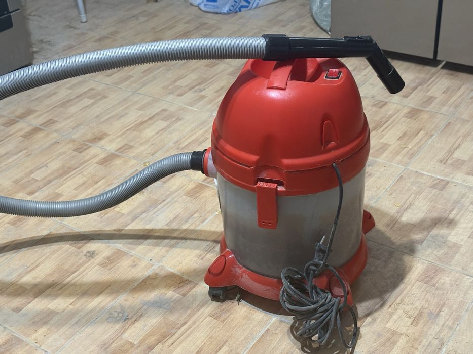 Сторительный пылесос