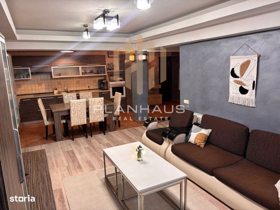 Apartament  4 camere - etaj 2 ,B-dul Traian ,la cheie