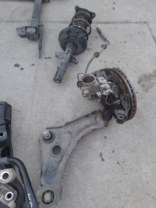 Mecanica Punte Fata Brate Fuzete Renault Megane IV 4 1.5 Dci 2017-2022