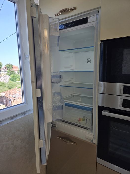 Продава се Двустаен апартамент в Хасково, Възраждане - 64 кв.м за 1275 €/кв.м - Снимка #1